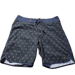 Quicksilver Waterman Board Shorts Mens 34 Gray Geometric Surfing Swim